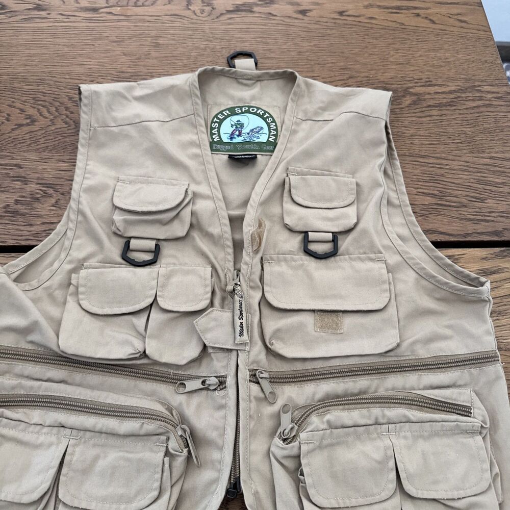 Master Sportsman Fly Fishing Vest  Large Beige Khaki Pockets Zipper Utility